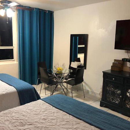מיאמי ביץ' Ocean Front Studio Units מראה חיצוני תמונה