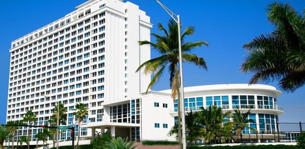 מיאמי ביץ' Ocean Front Studio Units מראה חיצוני תמונה